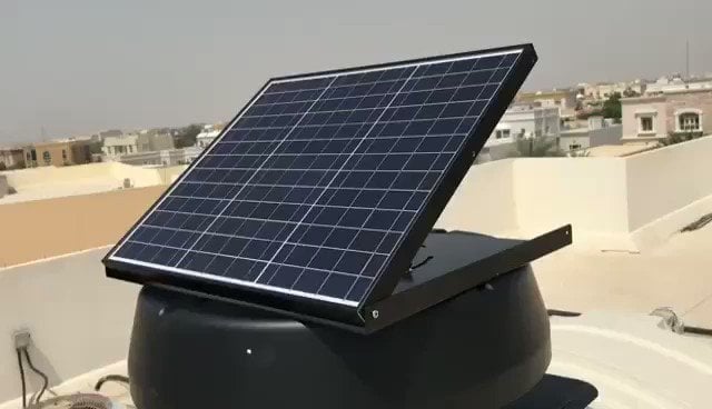 مروحة تبريد الخزان بالطاقة الشمسية