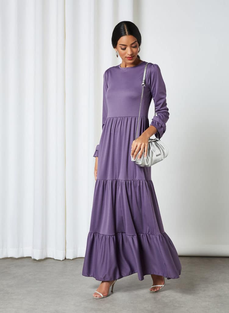 فستان طويل أرجواني من سيفي فور هانيا