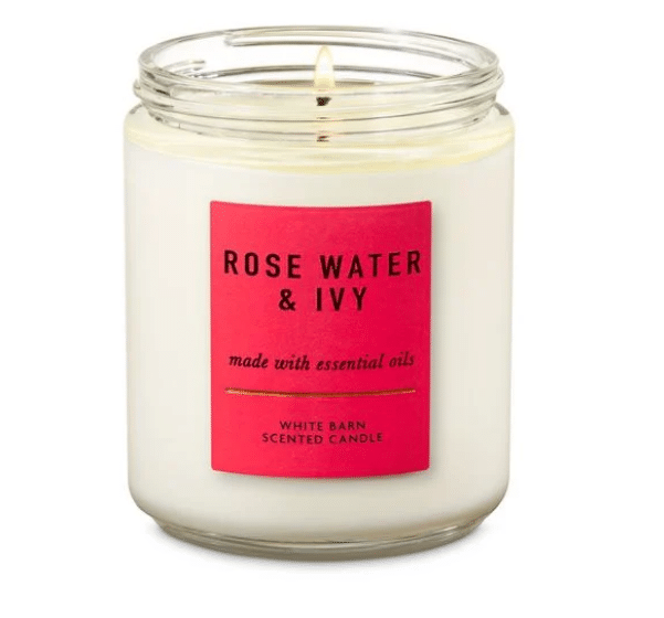 شمعة Rose Water & Ivy المعطرة بفتلة واحدة